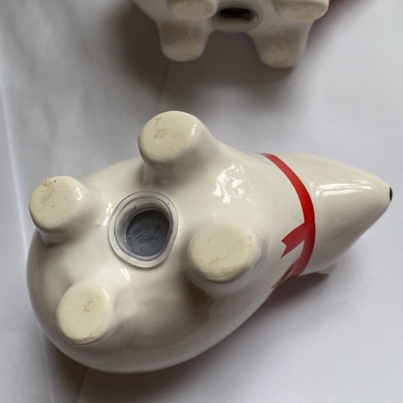 Christmas Polar bear salt and pepper shakers - Picture 5 of 6